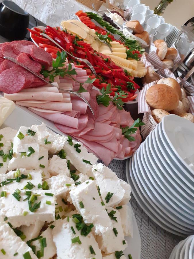 Gosciniec Asticus Bed & Breakfast Jarosław Dış mekan fotoğraf